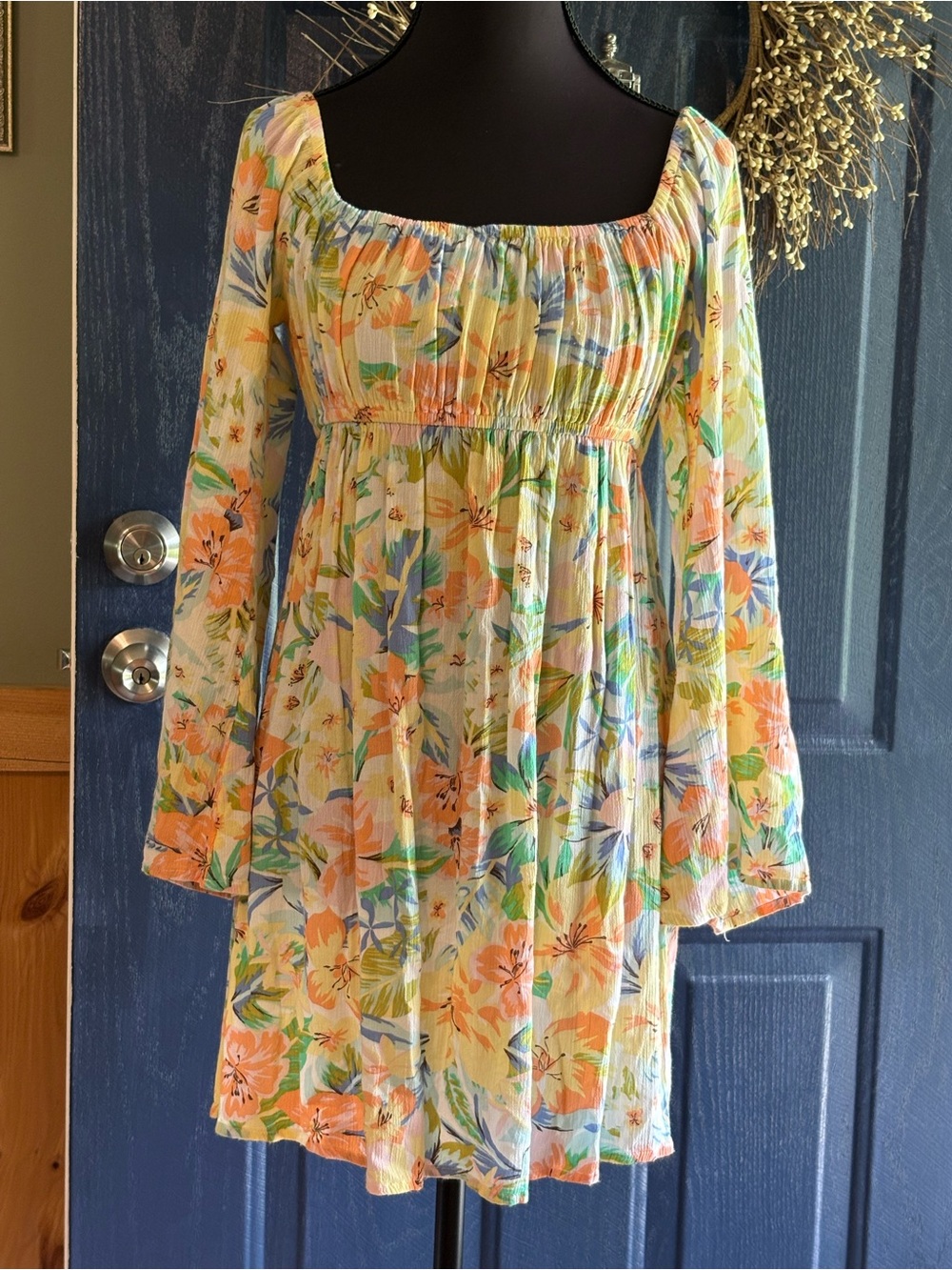 Billabong Pastel Floral Lightweight flowy Dress size Small